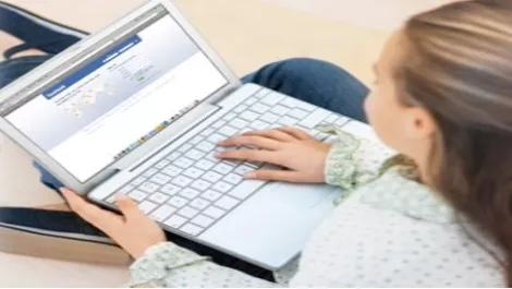 Facebook over shoulder 2