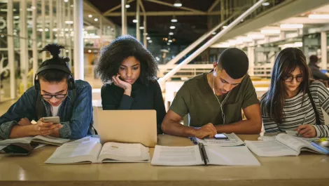 Gettyimages 1079655830