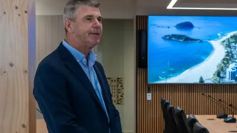 Tauranga ratepayers group slams secrecy around Marty Grenfell's resignation